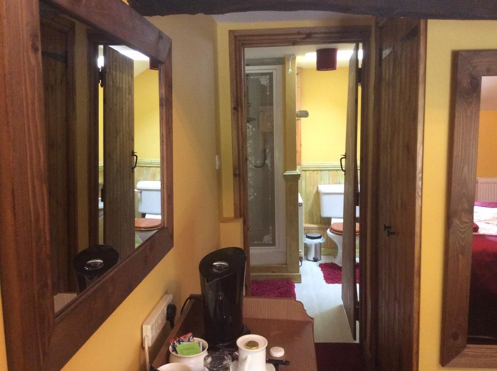 The Old Forge B&B Knockin Pokoj fotografie